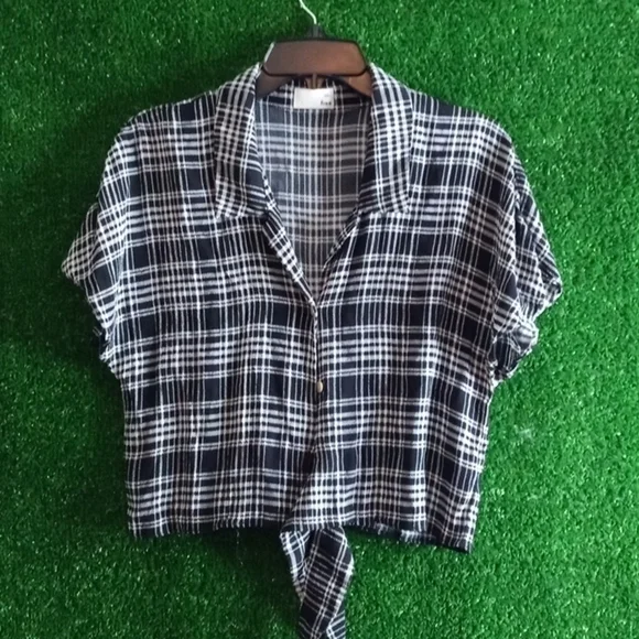 Aritzia Wilford free crop top - Picture 2 of 4